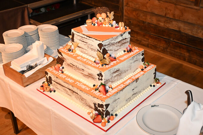 Cake for the 25th anniversary of the event.
